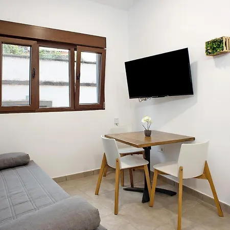 Jardin Cardona * أروكاس